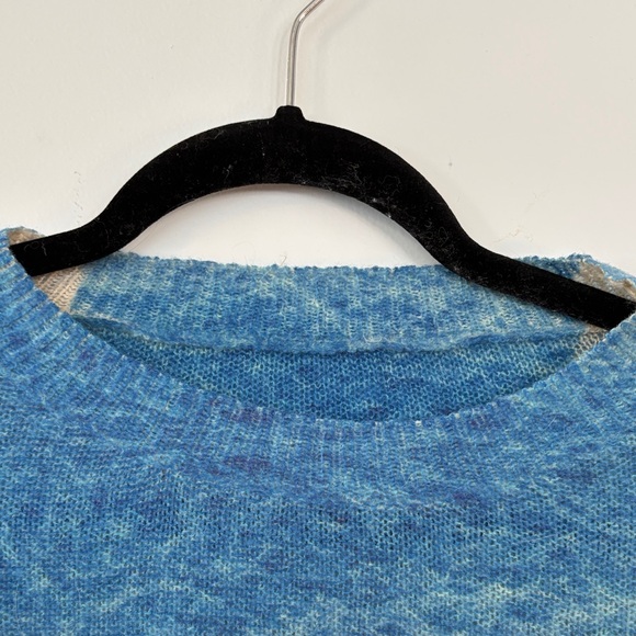 Unique lightweight sweater with dog and sheep - Picture 5 of 6